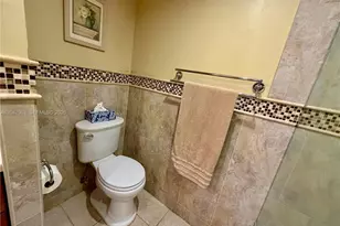 100 Golden Isles Dr, Hallandale Beach, FL 33009 - Photo 40