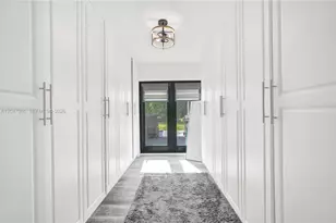 22421 SW 184th Ave, Miami, FL 33170 - Photo 14