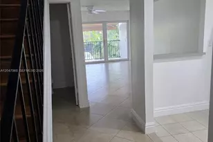 40 NW 87th Ave, Miami, FL 33172 - Photo 2