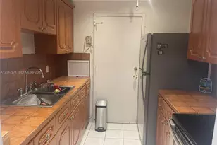 2350 NE 135th St, North Miami, FL 33181 - Photo 20