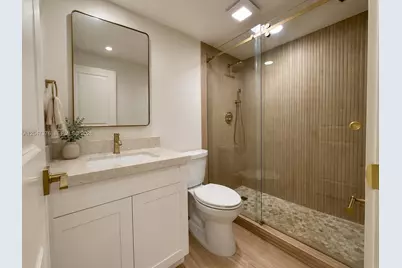 8600 Sunrise Lakes Blvd #102, Sunrise, FL 33322 - Photo 20