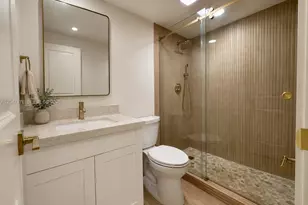 8600 Sunrise Lakes Blvd, Sunrise, FL 33322 - Photo 20