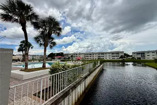 8600 Sunrise Lakes Blvd, Sunrise, FL 33322 - Photo 30