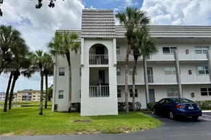 8600 Sunrise Lakes Blvd, Sunrise, FL 33322 - Photo 32