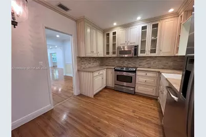 1452 Urbino Ave, Coral Gables, FL 33146 - Photo 16