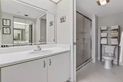 1651 SW 127th Ave #305A, Pembroke Pines, FL 33027 - Photo 8