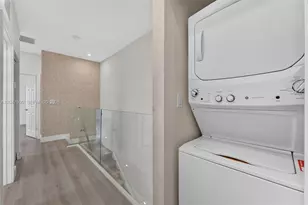 10908 W 32nd Ln, Hialeah, FL 33018 - Photo 26