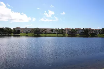 1595 Seagrape Way #-, Hollywood, FL 33019 - Photo 38