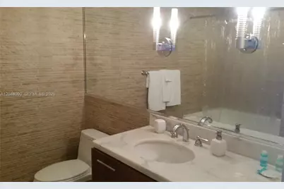 50 Biscayne Blvd #509, Miami, FL 33132 - Photo 16