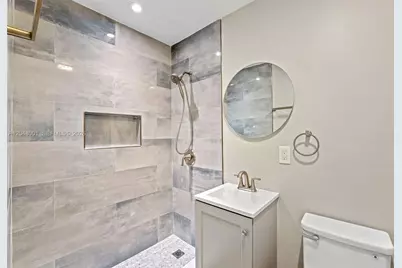 1634 NE 4th Pl, Fort Lauderdale, FL 33301 - Photo 24
