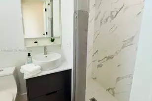 220 NW 126th St, North Miami, FL 33168 - Photo 6