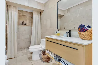 310 SW 65th Ave, Miami, FL 33144 - Photo 24