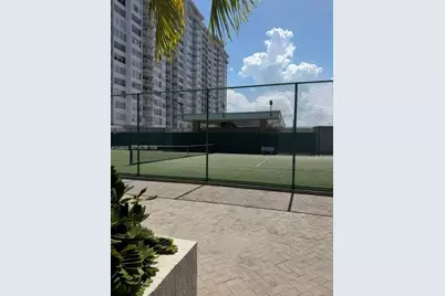 18061 Biscayne Blvd #PH02, Aventura, FL 33160 - Photo 14