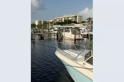 18061 Biscayne Blvd #PH02, Aventura, FL 33160 - Photo 30