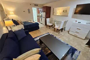 19201 Collins Ave, Sunny Isles Beach, FL 33160 - Photo 4