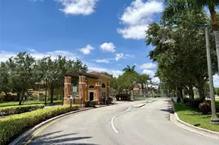14302 SW 11th St, Pembroke Pines, FL 33027 - Photo 34