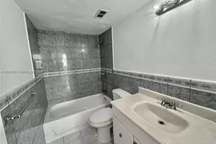 3660 NE 166th St, North Miami Beach, FL 33160 - Photo 14