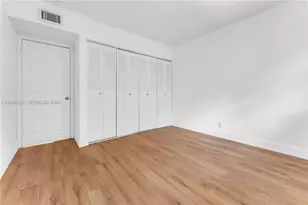 5653 Blueberry Ct, Lauderhill, FL 33313 - Photo 8