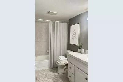 3105 Oakland Shores Dr #J205, Oakland Park, FL 33309 - Photo 6