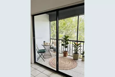 3105 Oakland Shores Dr #J205, Oakland Park, FL 33309 - Photo 10