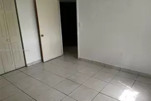 181 NW 47th Ave, Miami, FL 33126 - Photo 10
