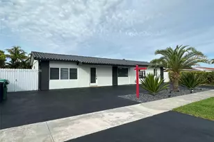 10790 SW 66th Dr, Miami, FL 33173 - Photo 1