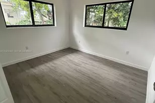 2530 NW 14th Ct, Fort Lauderdale, FL 33311 - Photo 6