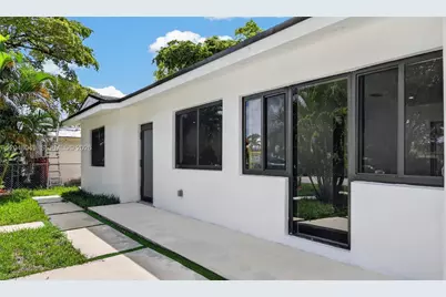2530 NW 14th Ct, Fort Lauderdale, FL 33311 - Photo 4