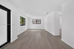 2530 NW 14th Ct, Fort Lauderdale, FL 33311 - Photo 10