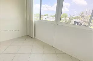 9660 Sunrise Lakes Blvd, Sunrise, FL 33322 - Photo 20