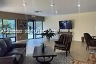 9660 Sunrise Lakes Blvd, Sunrise, FL 33322 - Photo 30