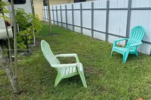 655 NW 152nd St, Miami, FL 33169 - Photo 2