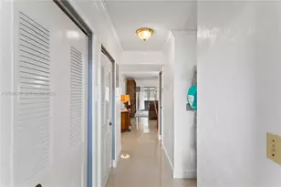 204 E Laurel Dr, Margate, FL 3063 - Photo 14