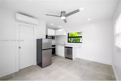 551 NE 26th St #1, Wilton Manors, FL 33305 - Photo 2