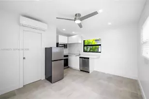 551 NE 26th St, Wilton Manors, FL 33305 - Photo 2