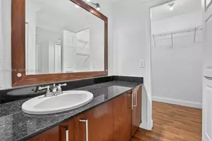 359 Lakeview Dr, Weston, FL 33326 - Photo 30