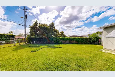 1560 NE 12th St, Homestead, FL 33033 - Photo 40