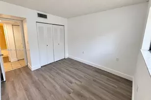 7095 NW 179th St, Hialeah, FL 33015 - Photo 12