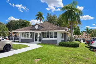7095 NW 179th St, Hialeah, FL 33015 - Photo 34
