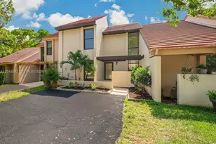 11621 SW 90th St, Miami, FL 33176 - Photo 32