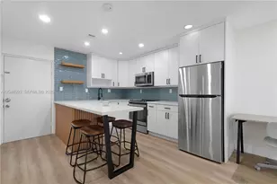 9520 SW 8th St, Miami, FL 33174 - Photo 2