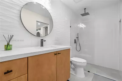 9520 SW 8th St #203, Miami, FL 33174 - Photo 4
