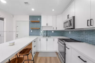 9520 SW 8th St #203, Miami, FL 33174 - Photo 10