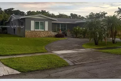 9100 NW 19th St, Pembroke Pines, FL 33024 - Photo 2
