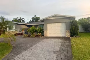 9100 NW 19th St, Pembroke Pines, FL 33024 - Photo 6