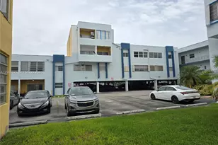 1555 W 44th Pl, Hialeah, FL 33012 - Photo 4