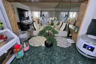 1555 W 44th Pl, Hialeah, FL 33012 - Photo 6