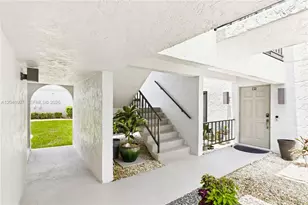 4218 SE 20th Pl, Other City - In The State Of Florida, FL 33904 - Photo 16