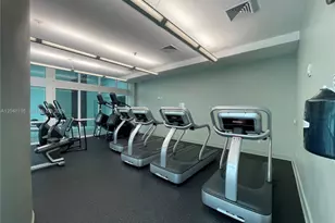 1900 N Bayshore Dr, Miami, FL 33132 - Photo 34