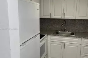 200 172nd St, Sunny Isles Beach, FL 33160 - Photo 6